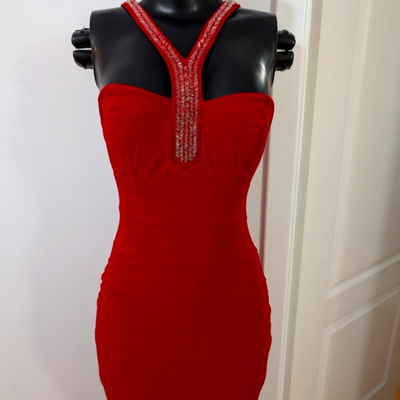 Dress - Picture 2 of 3